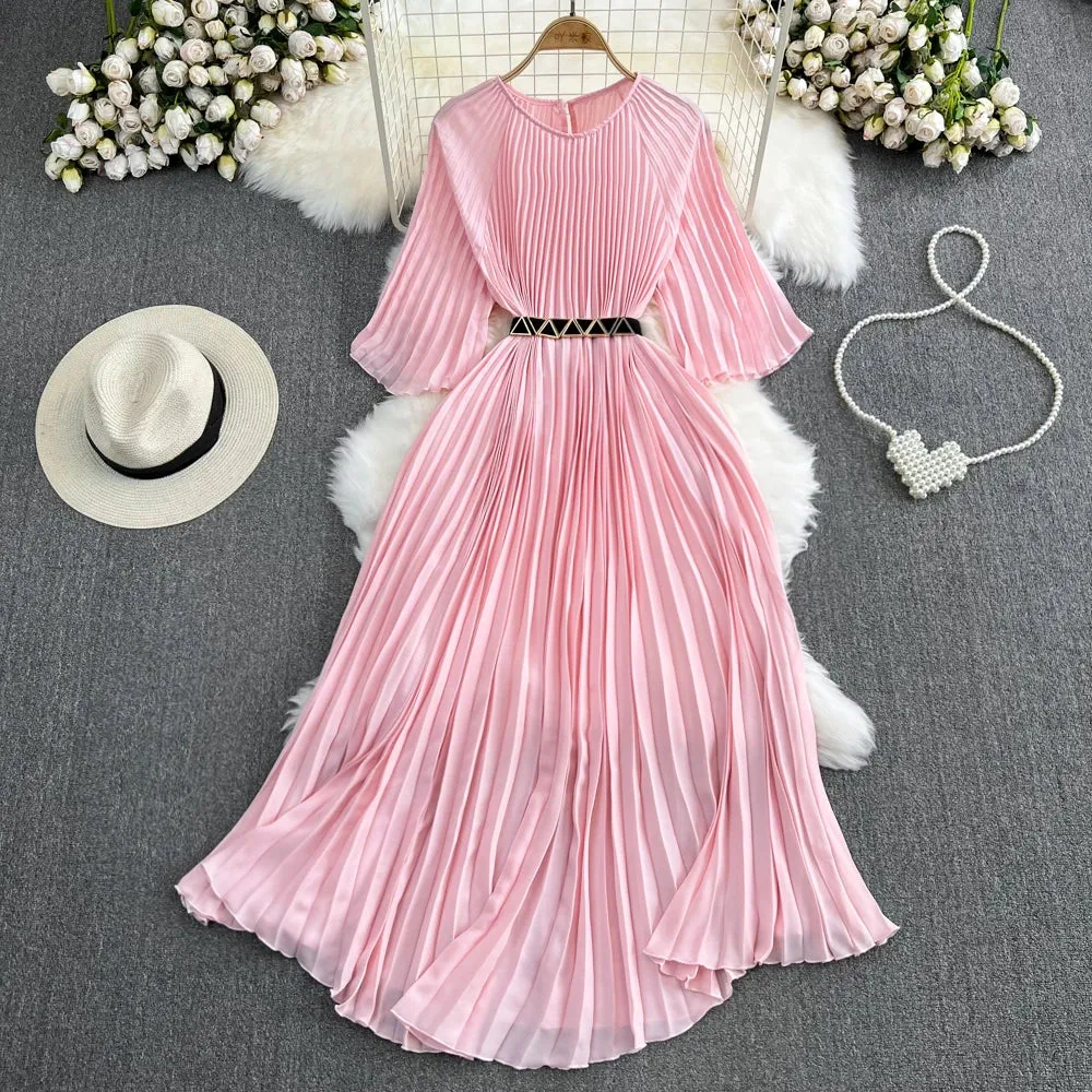 Dance Night TemperatureRegulatingFabric luxurious style, long sleeved round neck with waistband and slim A-line pleated dress, light and mature style, large swing, long