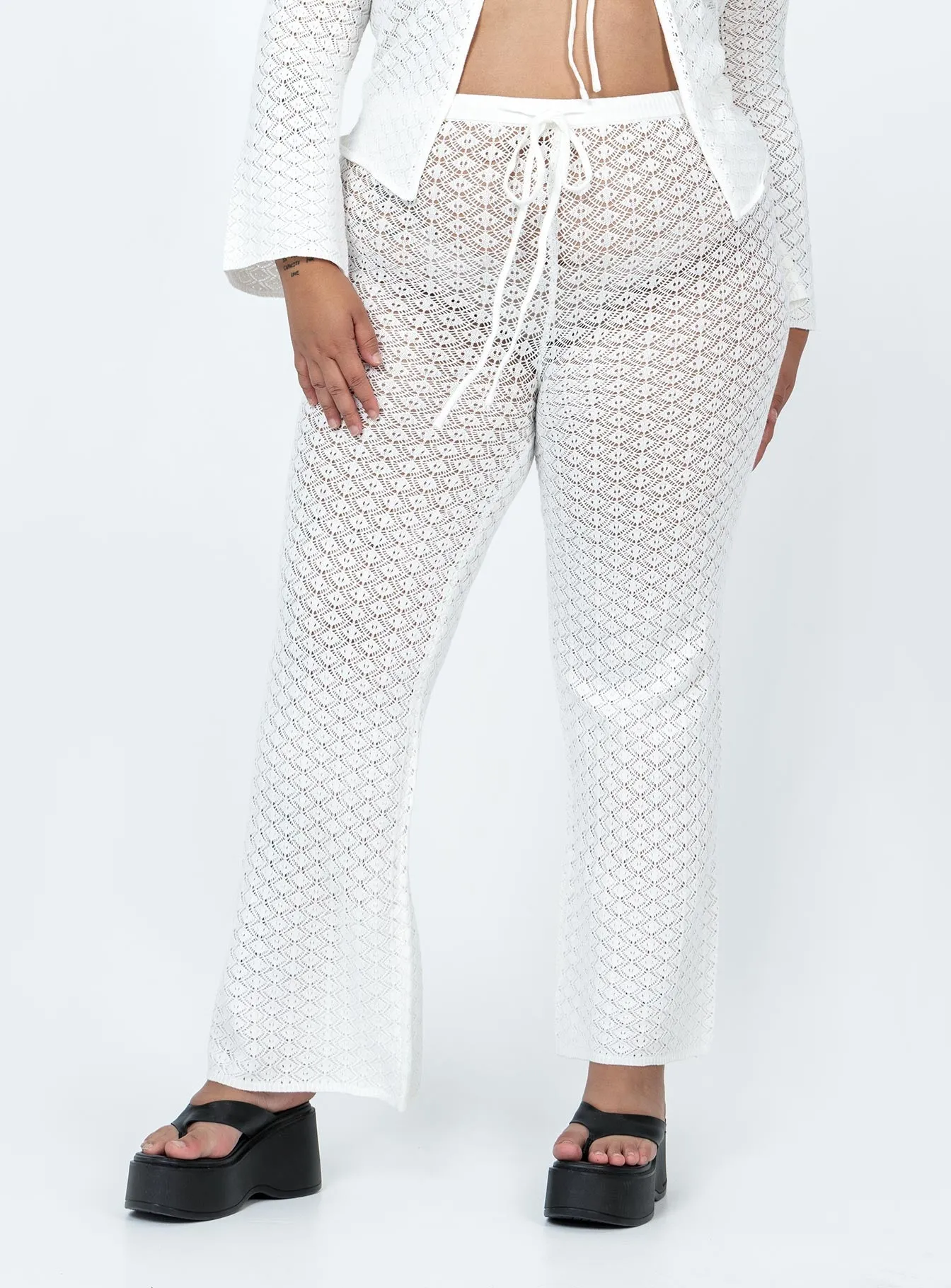Comfy Essentials Wear Wild & Free Crochet Pants Curve White