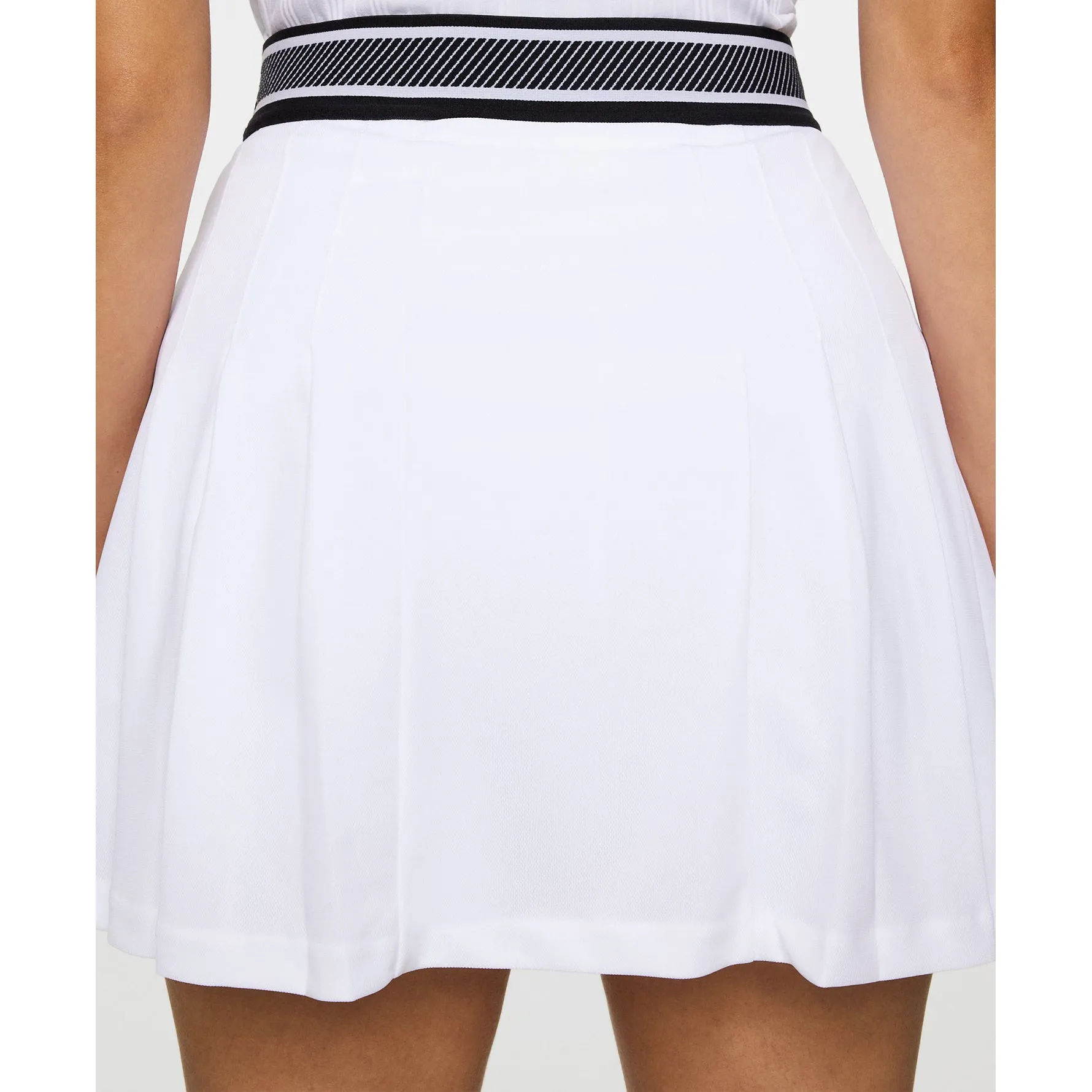 Foldable Packability Modern Outfit J.Lindeberg Women's Harlow Golf Skirt - White