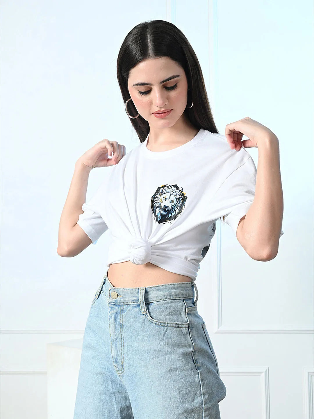 Classic 100% Cotton Lioness T-shirt ?C White layerable