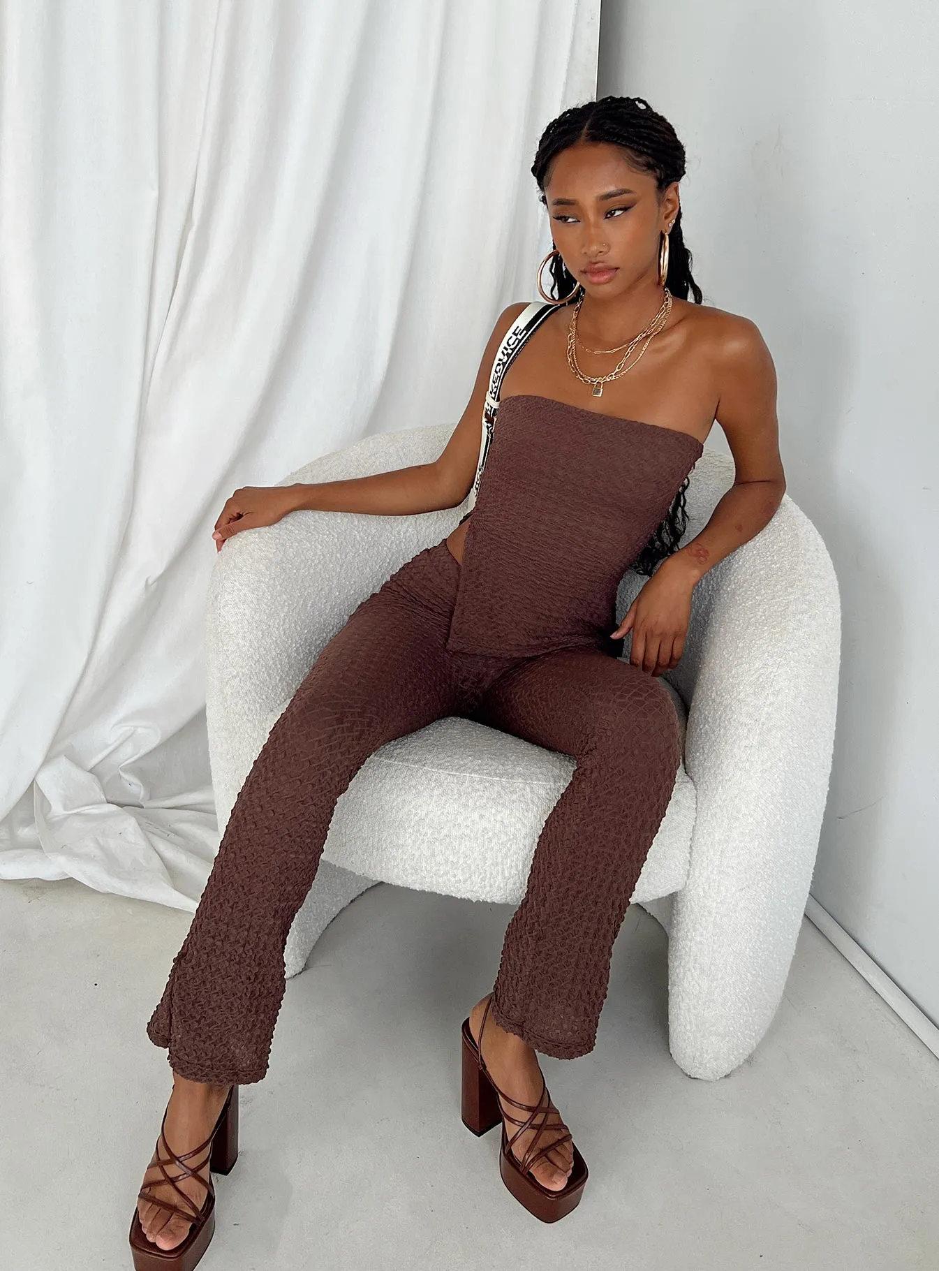Carlie Set Brown Perfect Look Clean Fit