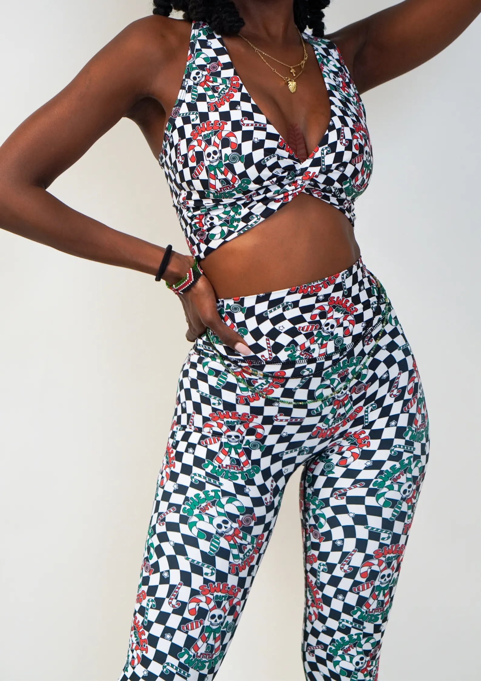 Sweet But Twisted V-Booty Leggings Solid Color Trendy Design