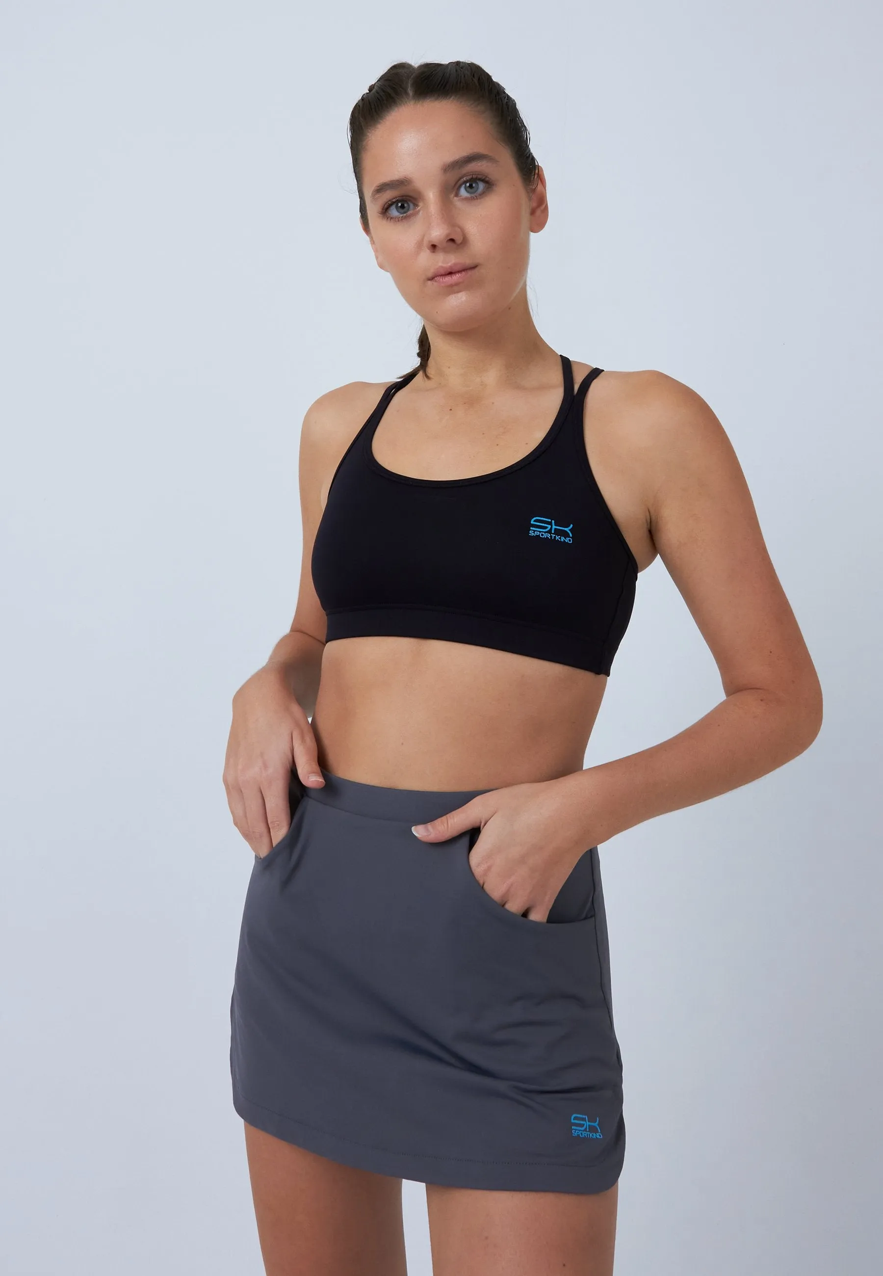 A Line Silhouette Weekend Outfit Classic Tennis Skort with pockets, grey