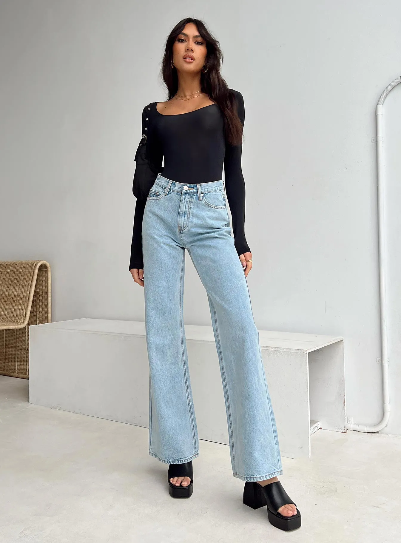 fashion blogger bodysuit Malllard Bodysuit Black