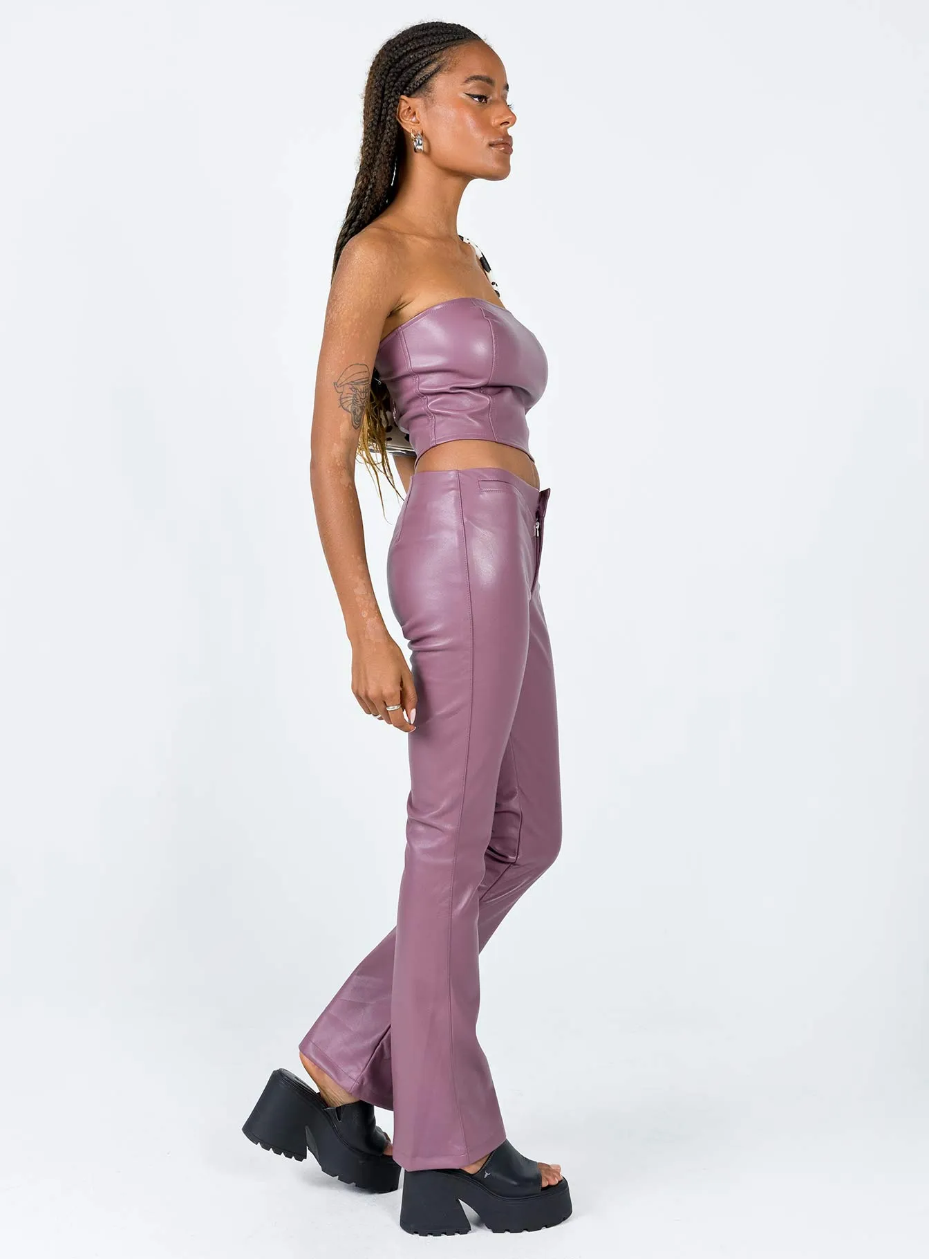 Air Circulation Tapered Leg Design Motel Zalor Trouser PU Purple