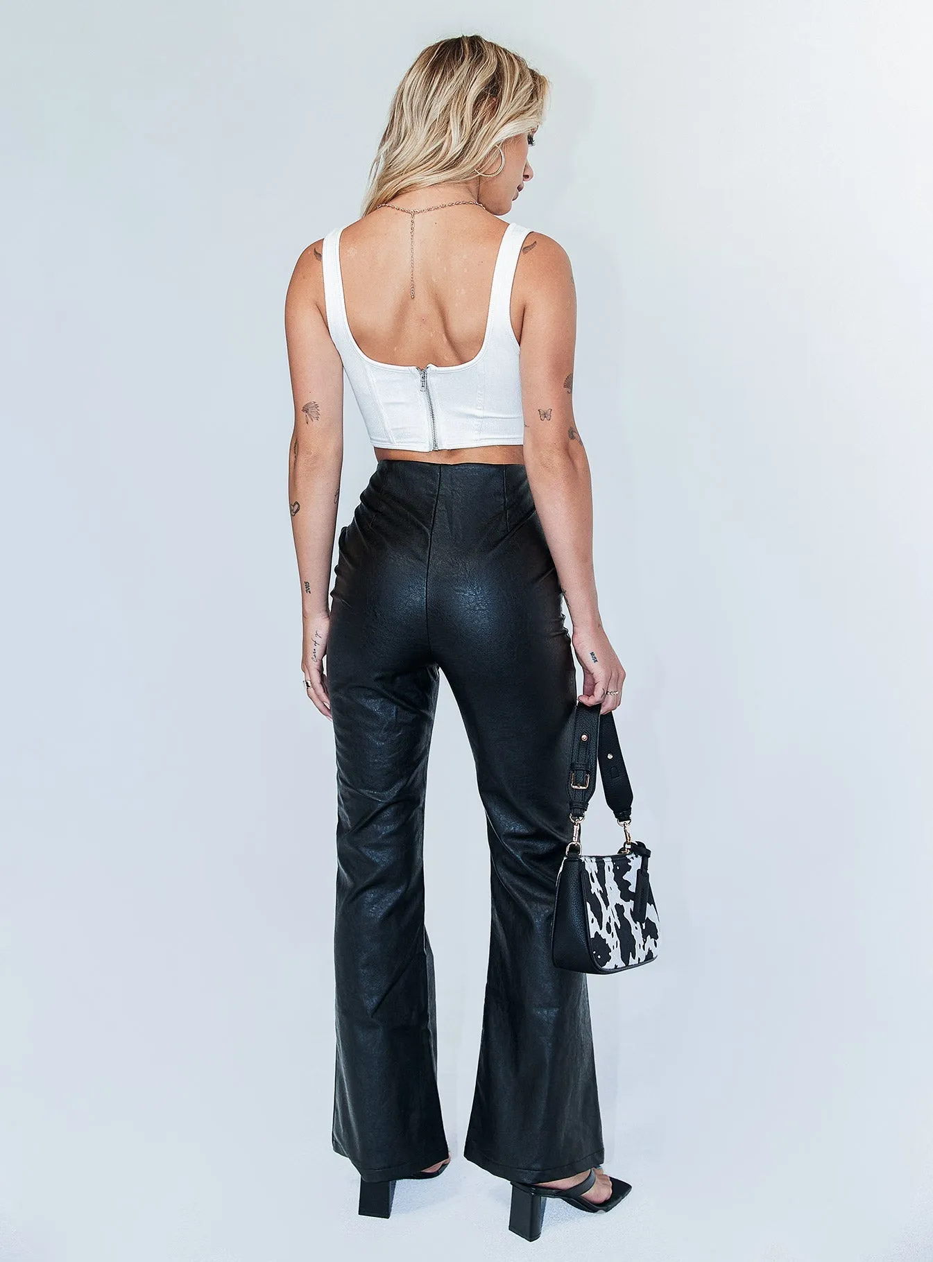 Fitted Style Twill Weave Texture Harvey PU Pants Black