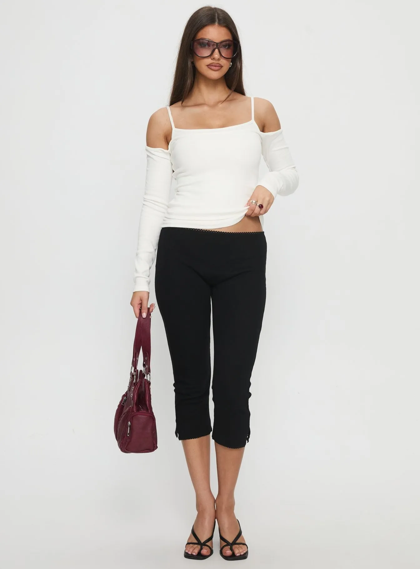 Smart Layer Lightweight Baseline Rib Capri Pants Black
