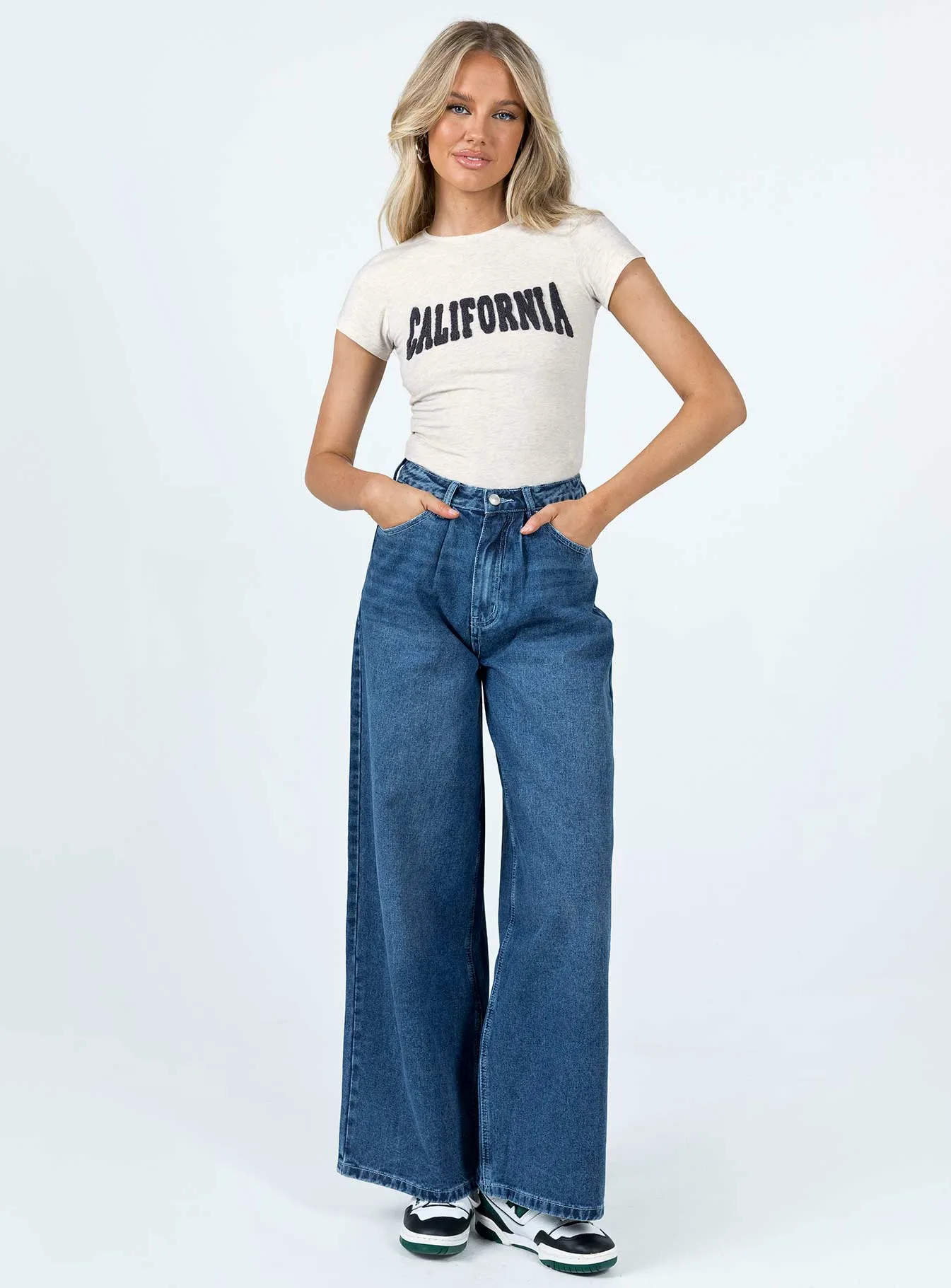 Casual Vibes Formal Occasion Destination California Tee Grey