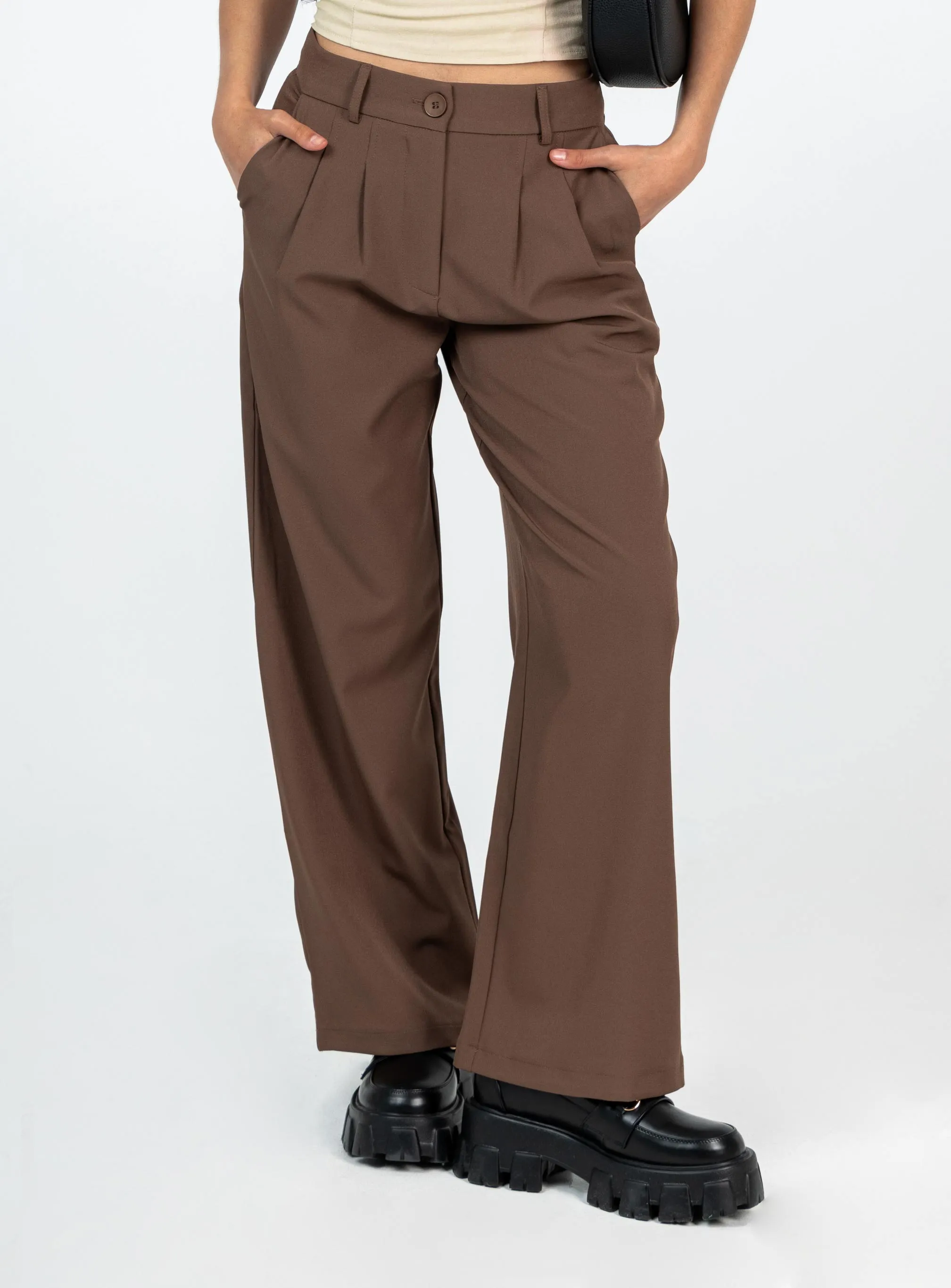 Minimal Edge tailored look Archer Pants Brown Petite