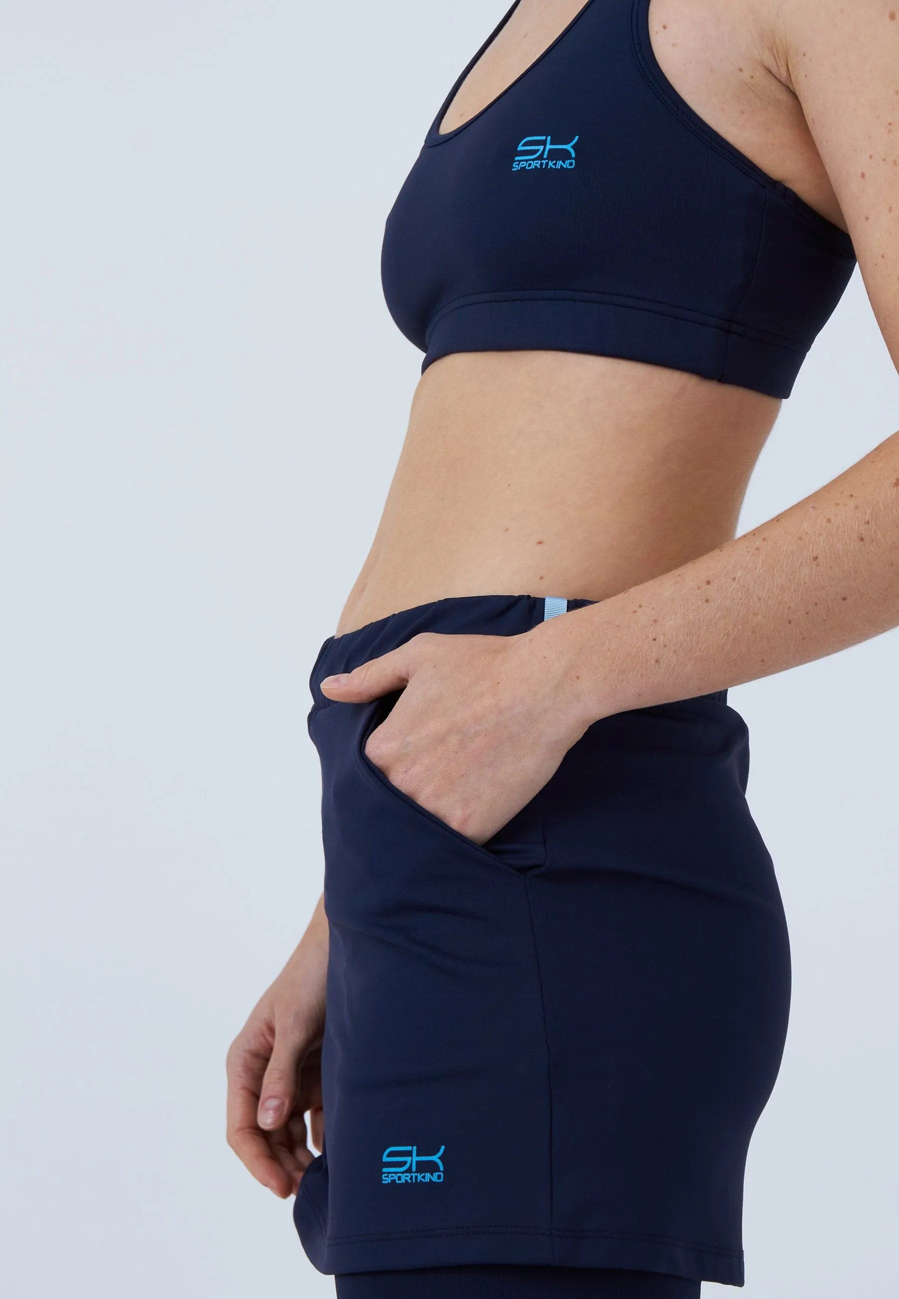 2-in-1 Tennis Skapri, navy blue Sheer Overlay Texture Focus